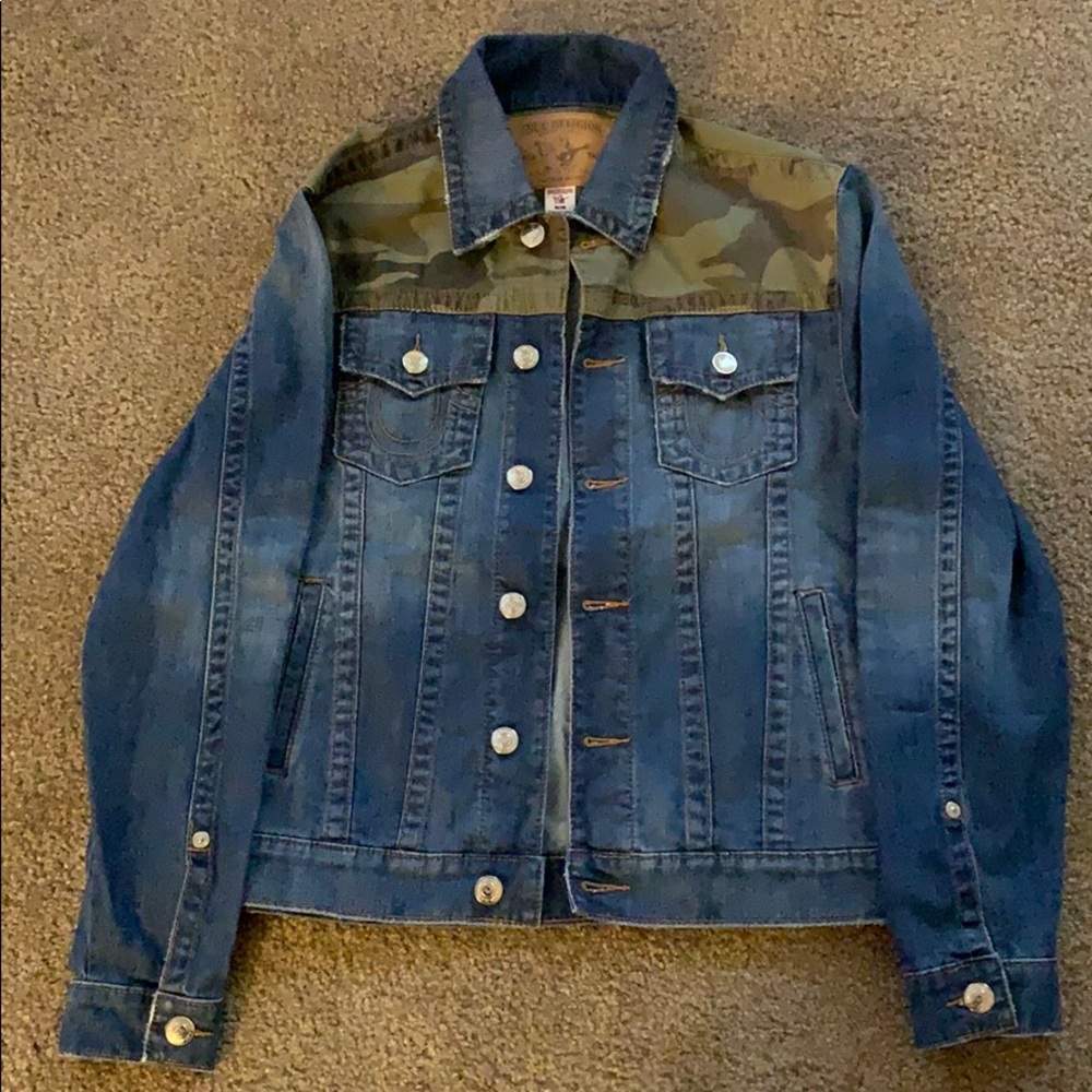 True Religion Jean Trucker Jacket (NWT) Medium